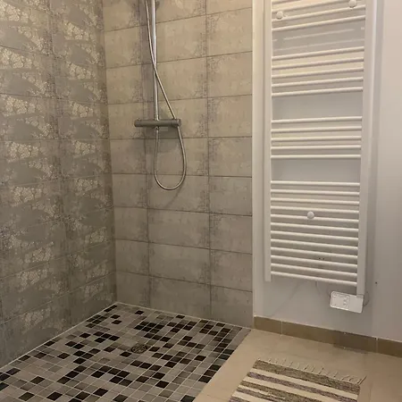 La Maison Dans La Prairie Fleurie, Espace Et Calme Prázdninový dům *